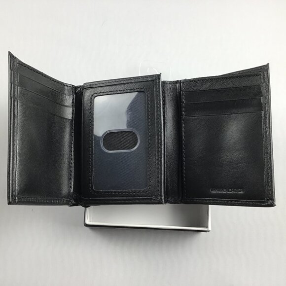 Men's Dockers® RFID-Blocking Extra-Capacity Trifold Wallet - Picture 2 of 8